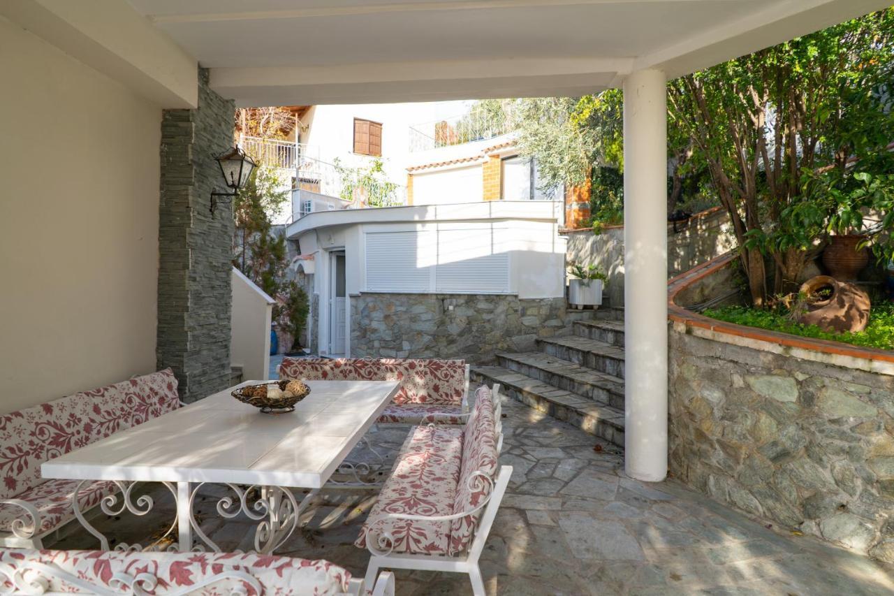 Villa Sea View Volos Exteriér fotografie